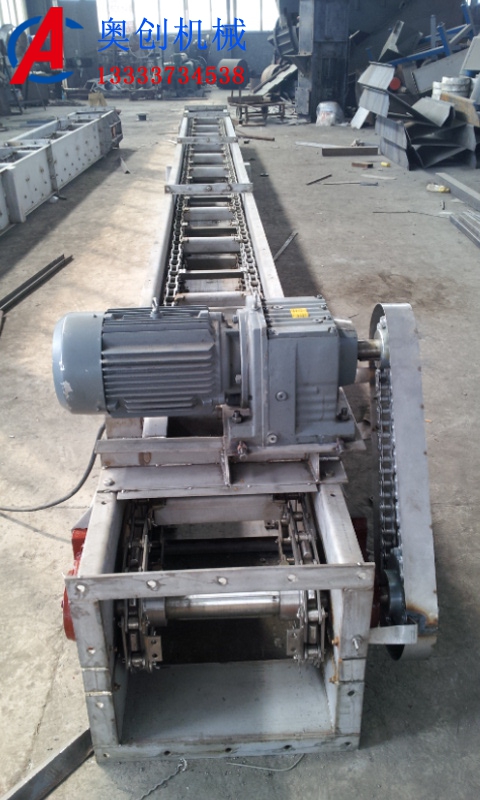 在糧食輸送中刮板輸送機與波狀皮帶輸送機對比 在糧食輸送中刮板輸送機與波狀皮帶輸送機對比